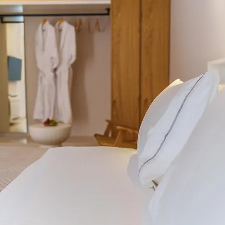 Halo Santorini - Living Experience *