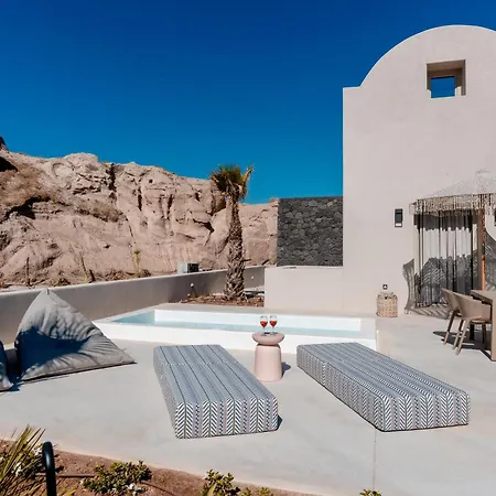 Villa Halo Santorini - Living Experience