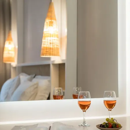 Halo Santorini - Living Experience Villa *
