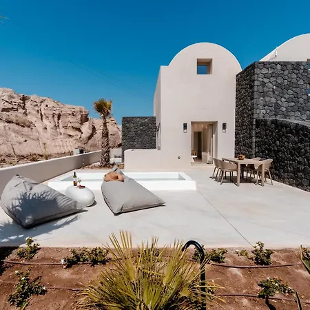 Halo Santorini - Living Experience