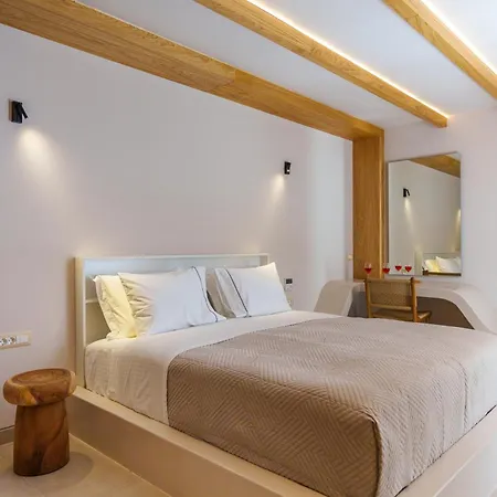 Willa Halo Santorini - Living Experience *