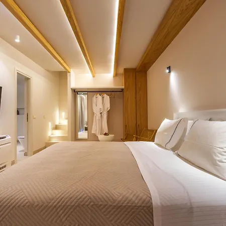 Willa Halo Santorini - Living Experience *