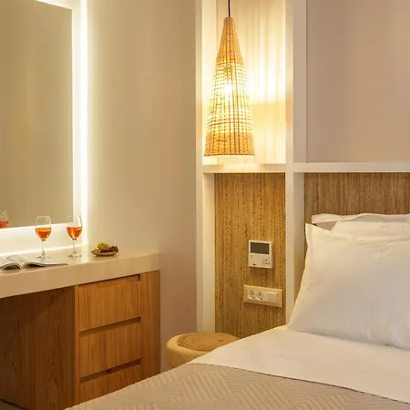 Halo Santorini - Living Experience *