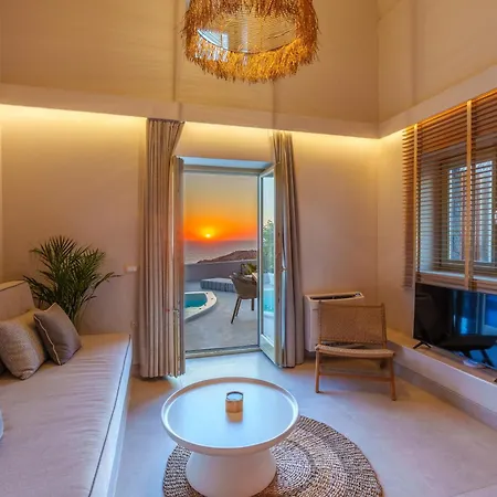 Halo Santorini - Living Experience *