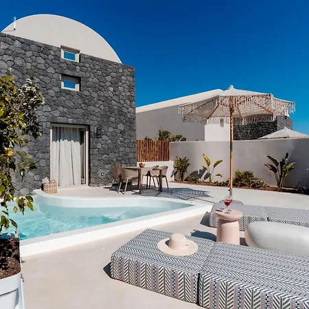 Willa Halo Santorini - Living Experience
