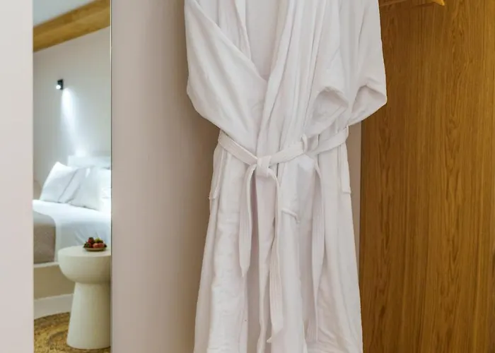 Halo Santorini - Living Experience Villa