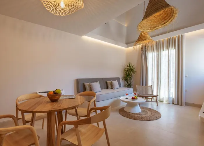 Halo Santorini - Living Experience