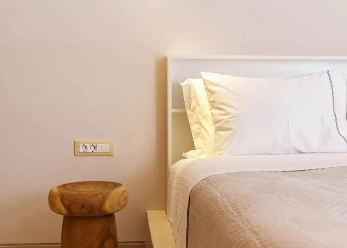 Halo Santorini - Living Experience