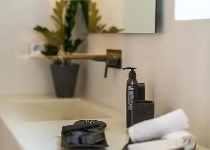 Halo Santorini - Living Experience Villa *