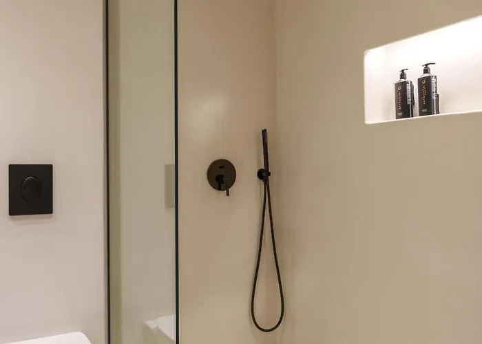 Halo Santorini - Living Experience