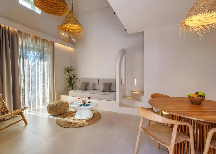 Halo Santorini - Living Experience Villa *