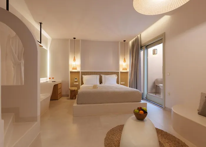 Halo Santorini - Living Experience *