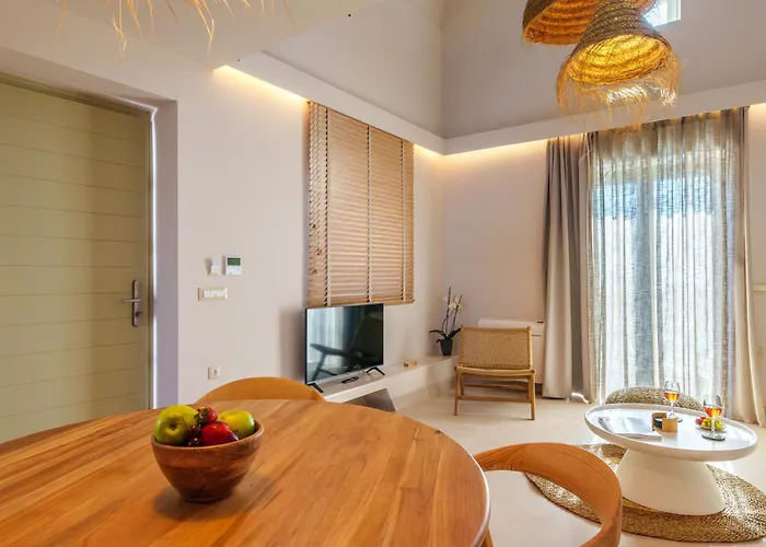 Halo Santorini - Living Experience *