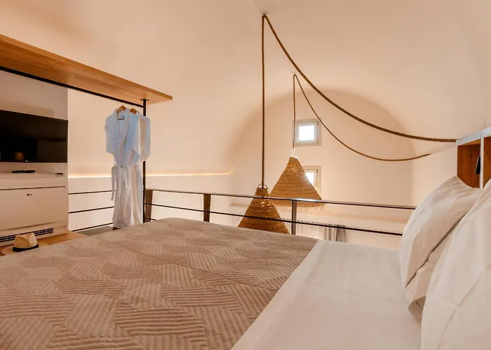 Halo Santorini - Living Experience *