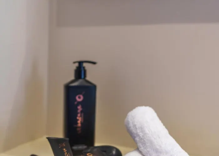 Villa Halo Santorini - Living Experience *