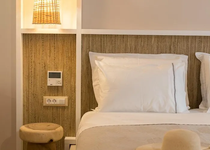 Halo Santorini - Living Experience Villa