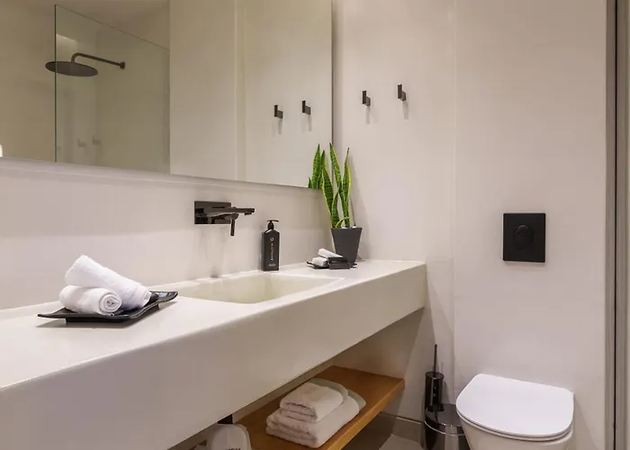 Halo Santorini - Living Experience Villa *