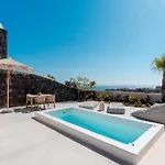Halo Santorini - Living Experience Villa